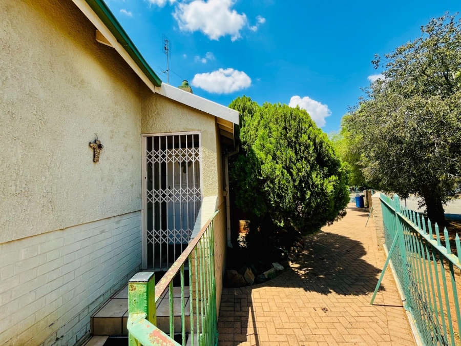 3 Bedroom Property for Sale in Dan Pienaar Free State